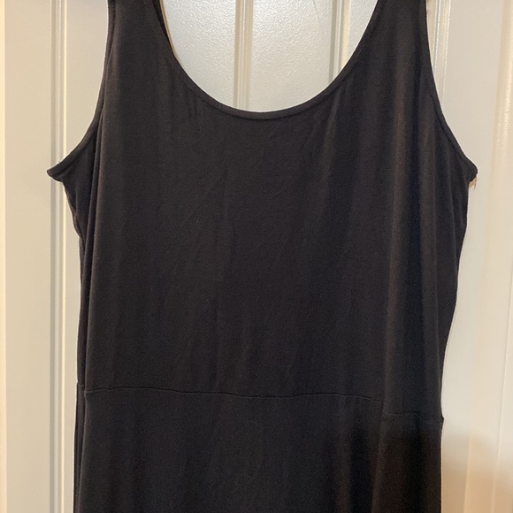 Reitmans black dress - Picture 2 of 5